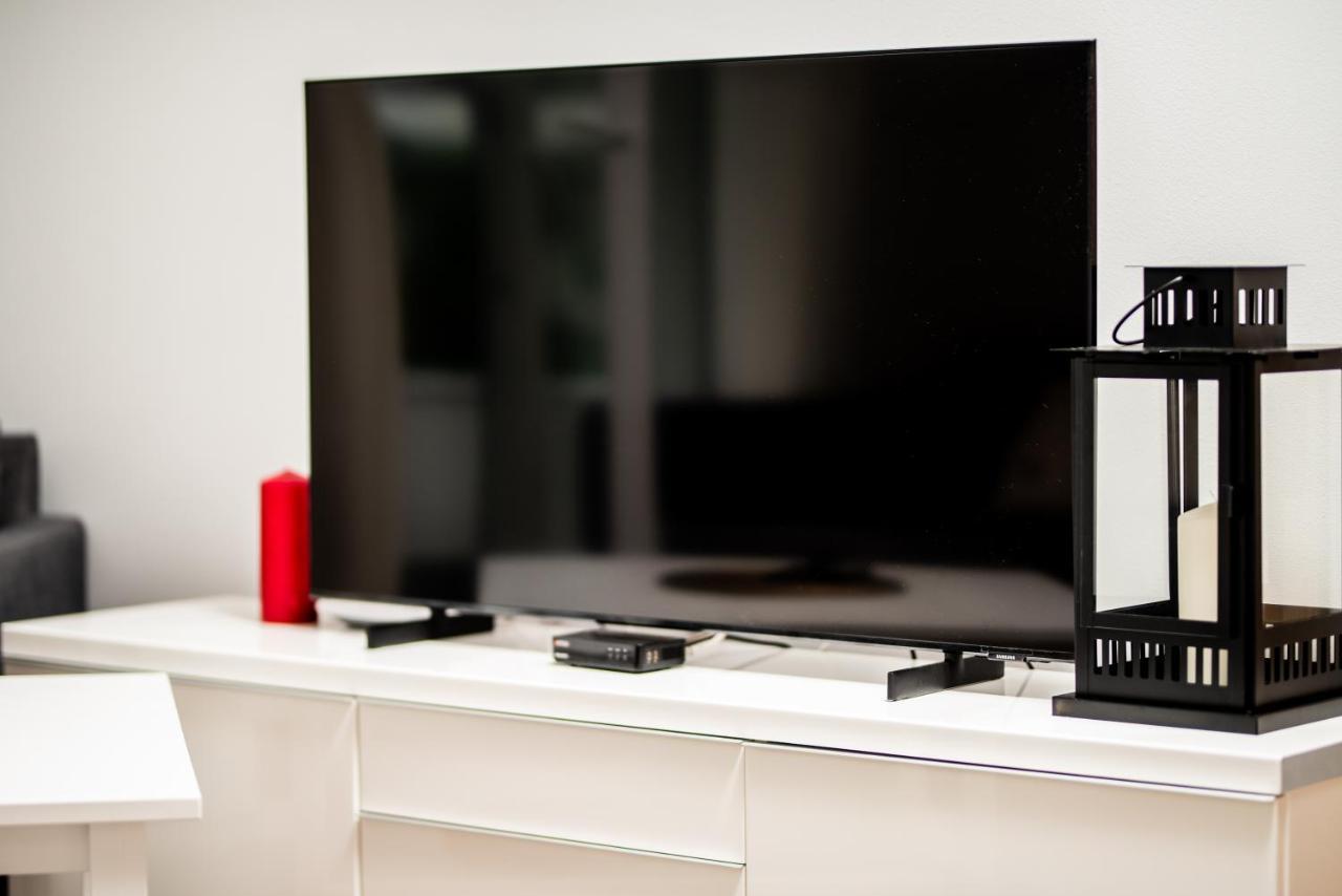 Apartament Mio Mare Apartment อุสตรอเนียมอร์สเกีย ภายนอก รูปภาพ